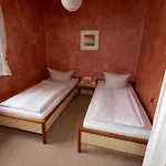 Drostenhaus Feldberg * فيلدبرج